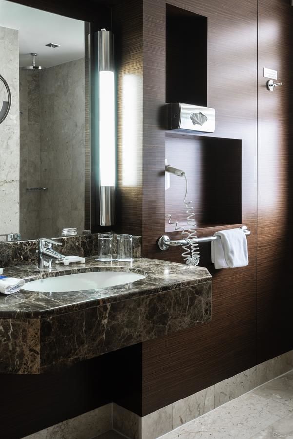 Отель Radisson Hotel Astana Нур-Султан
