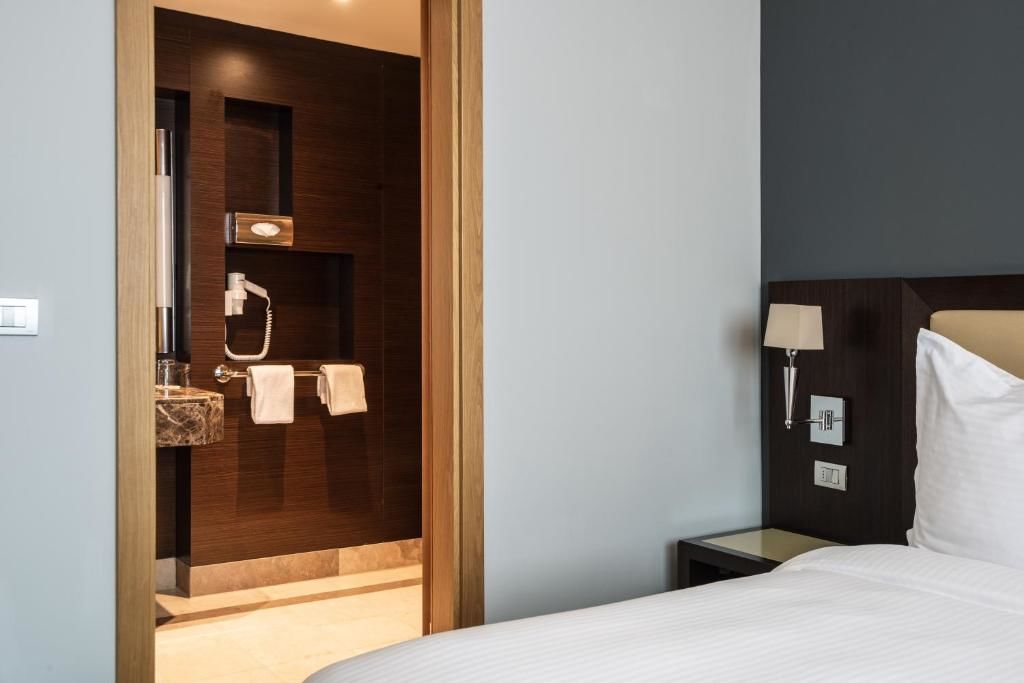 Отель Radisson Hotel Astana Нур-Султан