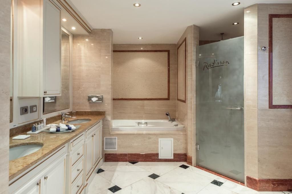 Отель Radisson Hotel Astana Нур-Султан