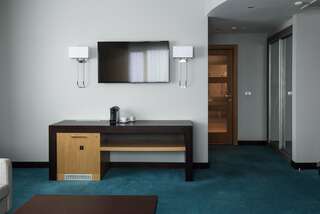 Отель Radisson Hotel Astana Нур-Султан Полулюкс-1